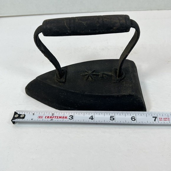 VTG No. 7 Antique Sad Flat Iron - Door Stop - Farmhouse - 5.5 lbs. has star logo - Picture 8 of 8